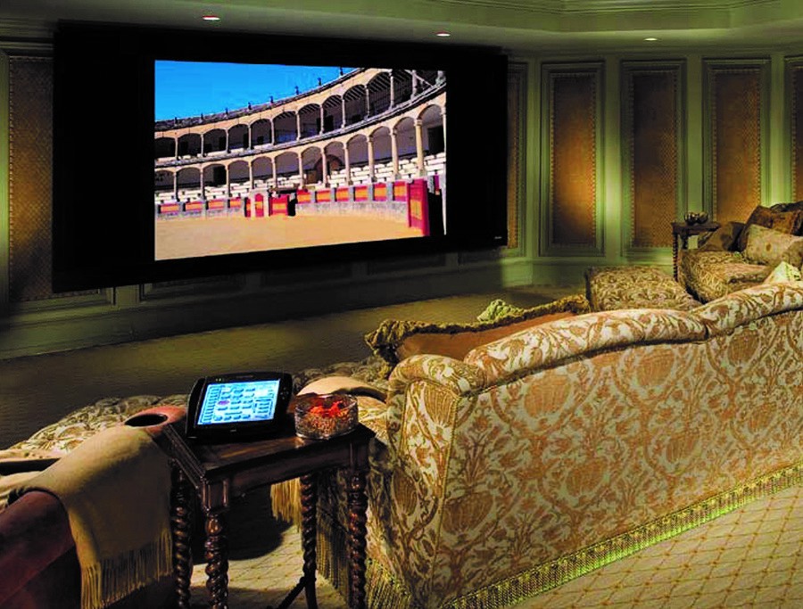 How to Choose the Best Screen for Your Home Theater System
